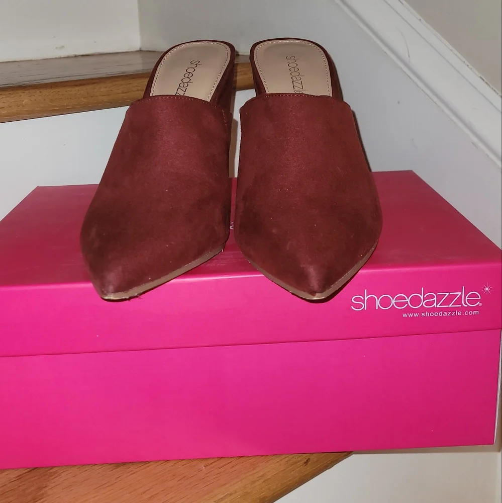 Shoe Dazzle Brick Red Faux Suede Mules - Picture 2 of 5